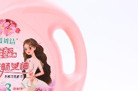 衣畅洗衣液2kg， 低泡柔软易漂易清 温和去污 （买一赠一）注：只限实体店自提