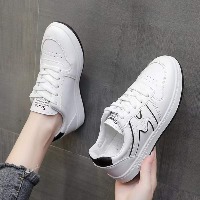 国内贸易    小白鞋女鞋2022春季新韩版平底时尚学生休闲运动扳鞋单鞋潮轻便女（鞋码备注））