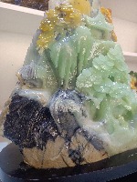 背靠大山，辈辈有财